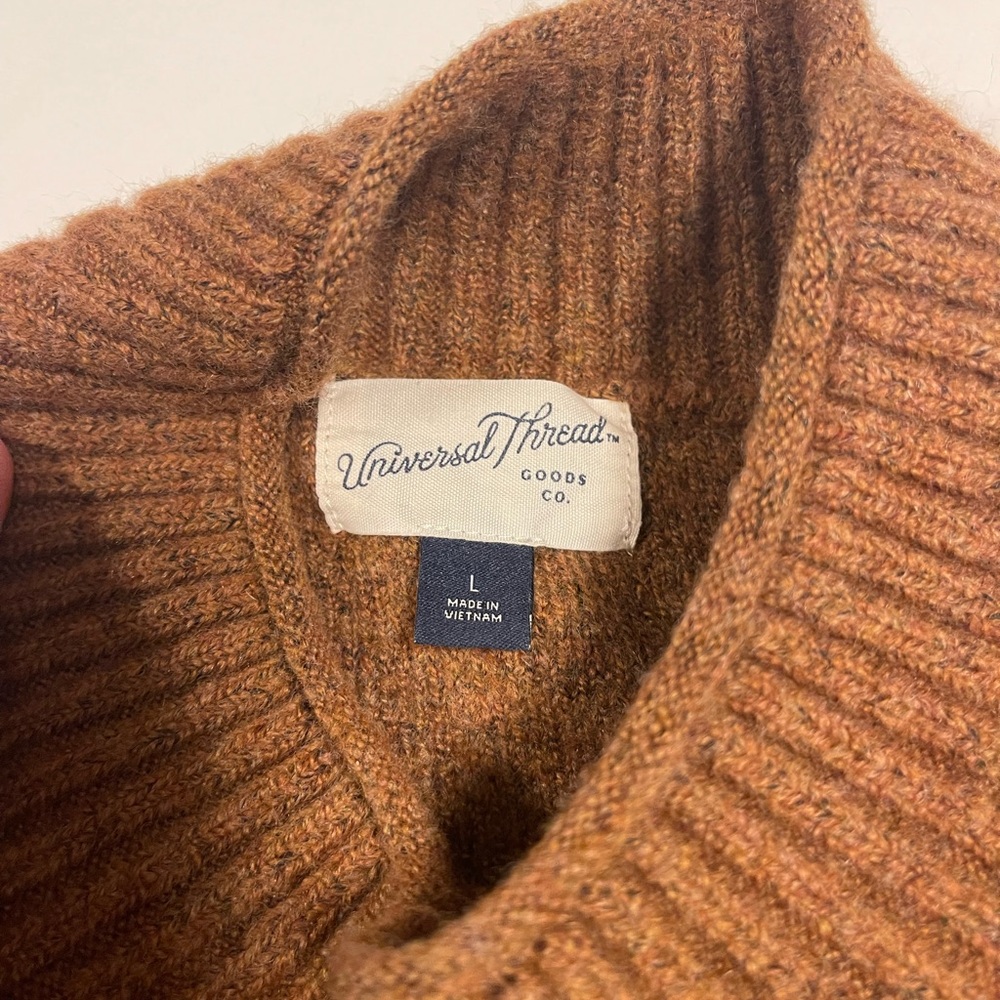 Universal Thread Brown & Gray Knit Pullover - image 6